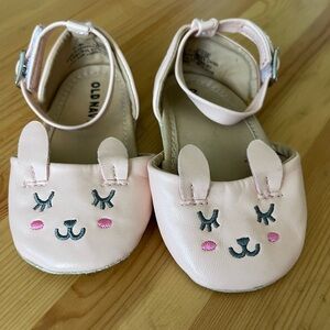 Blush Bunny Crib Shoes.